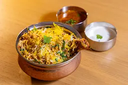 Hyderabadi Chicken Dum Biryani